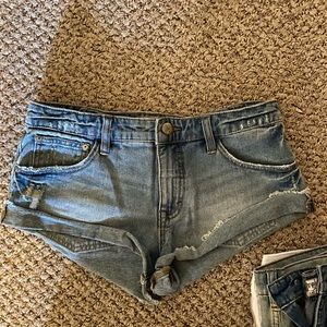 FREE PEOPLE- DENIM SHORTS